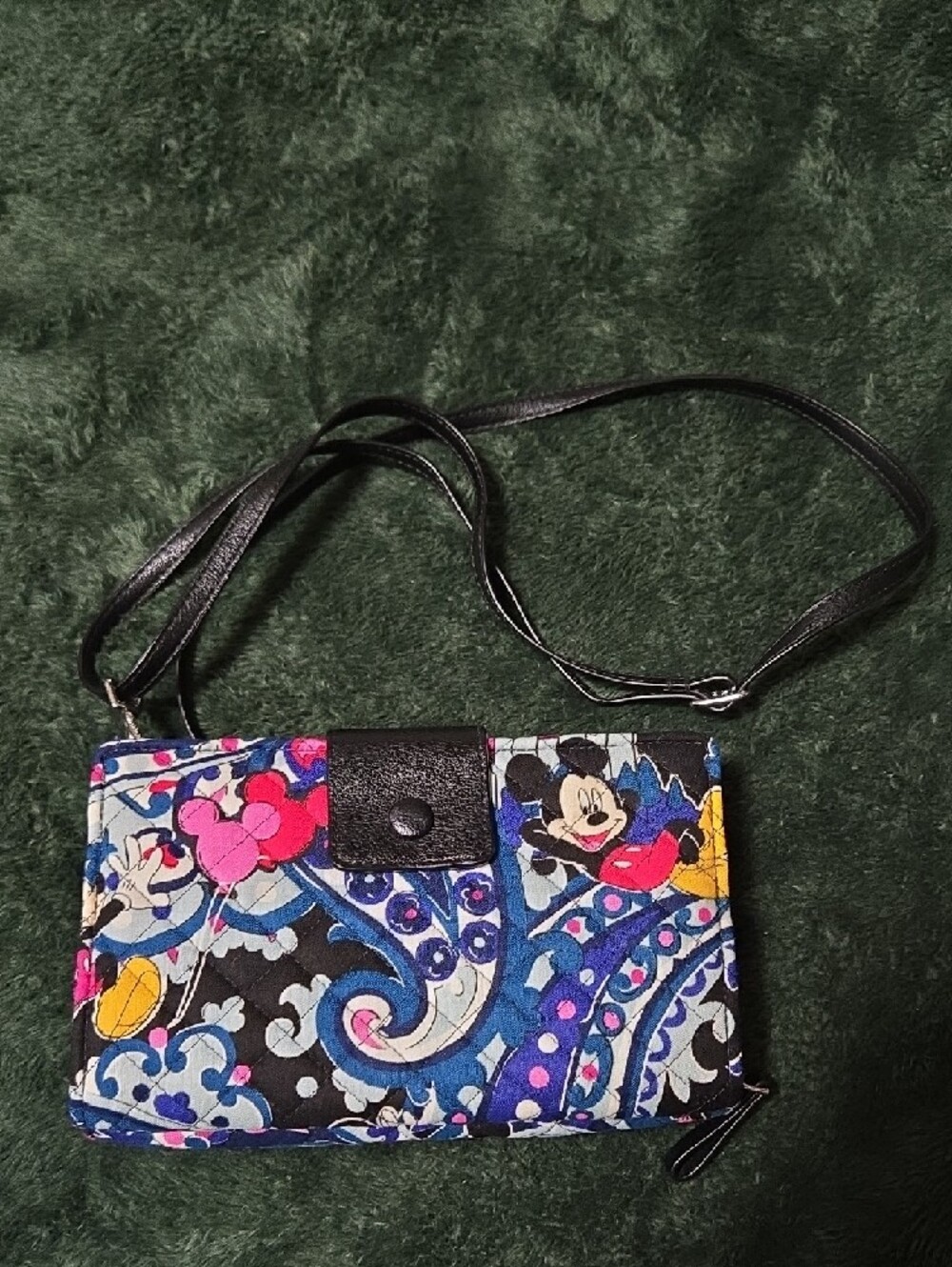 Vera Bradley Disney - Picture 3 of 4